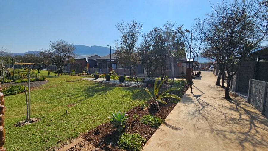 To Let 1 Bedroom Property for Rent in Melodie North West